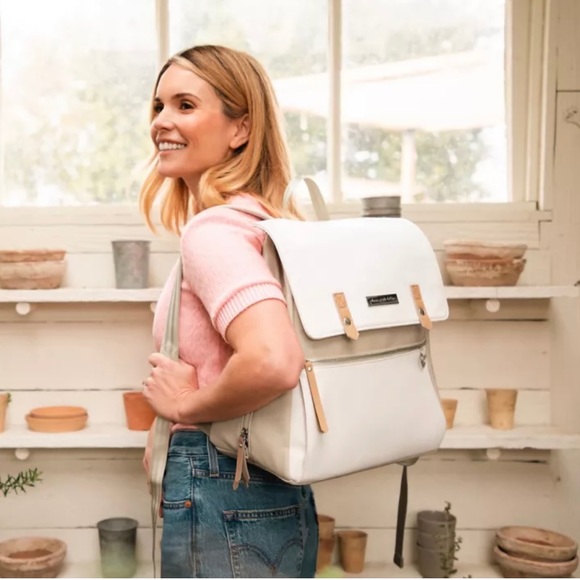 Petunia Pickle Bottom Diaper Bag with FREE Stroller Straps - Picture 8 of 9